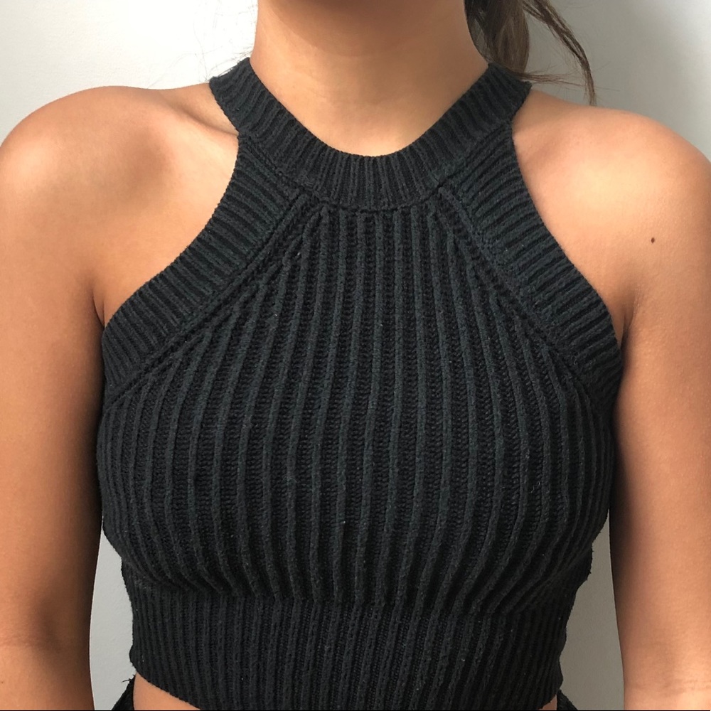 Brandy Melville Sweater Tank ( High Neck)